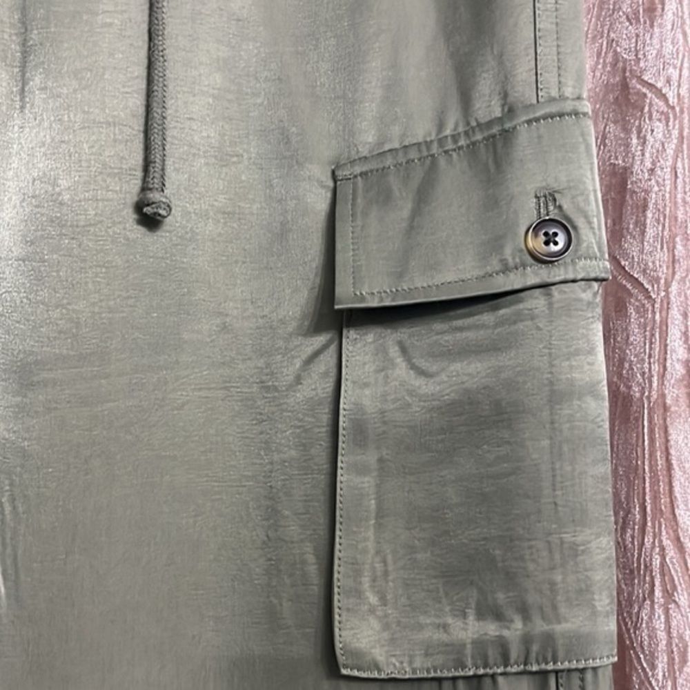 Altar'd State Sage Green Satin Cargo Pants Women's Size Medium Boho Jogger Silk - Picture 4 of 8